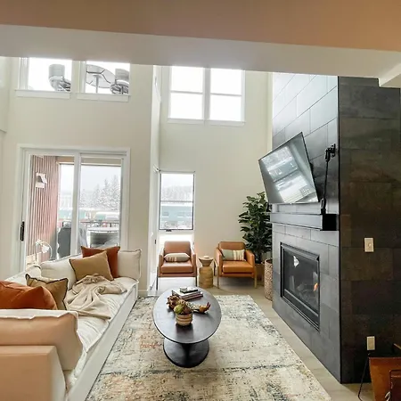 New Luxury Loft 219 I Hot Tub I Great Views I Best Price I Free Adventures Daily